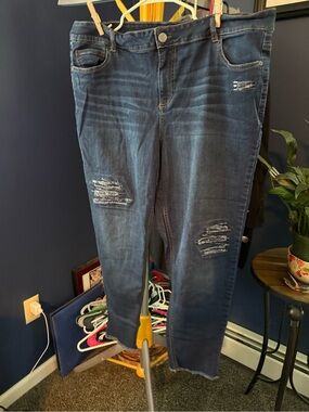 Avenue Women's Boyfriend Jeans - Dark Blue Distressed